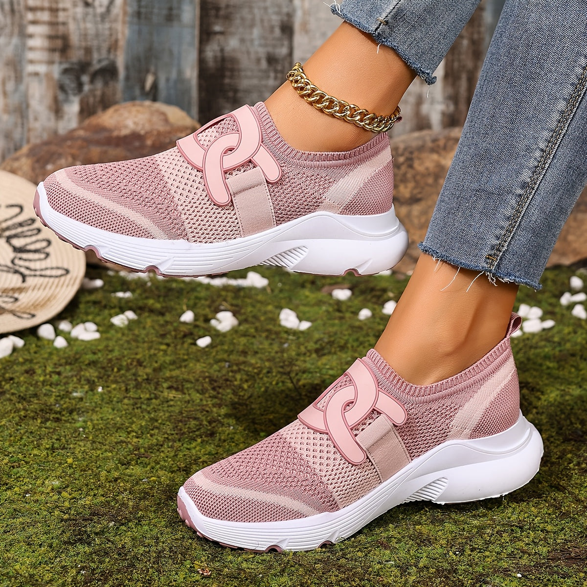 Women's athletic shoes with thick, breathable, and comfortable soles.
